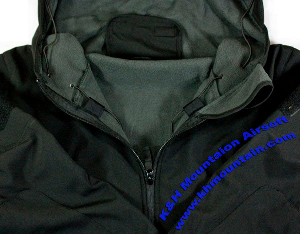 Outdoor Assault Jacket with Hat / Black