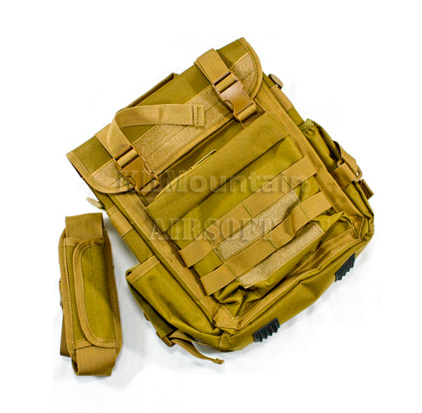 Nylon Notebook Computer Bag / 27 x 32 x 10cm (TAN)