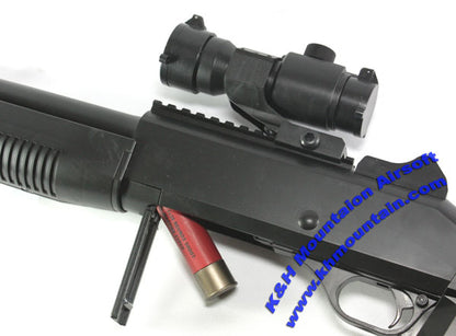 拡張バレルと格納式ストックを備えた散弾銃 / M186A