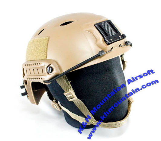 NVG マウント 2 サイド レール付き硬質プラスチック ヘルメット / (TAN)
