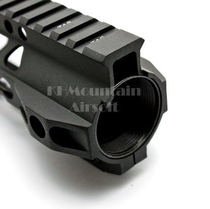 Tactical M4 Rail System with Delta Ring Assembly/ 7 Inch Version